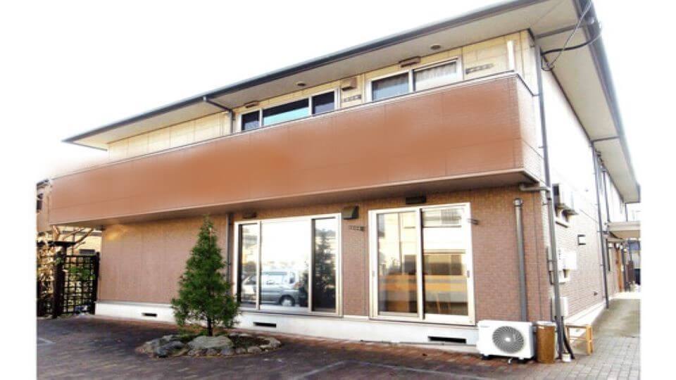 【武蔵砂川駅】≪正社員/ケアスタッフ≫駅近で通勤らくらく！少人数有料老人ホームでのお仕事☆
