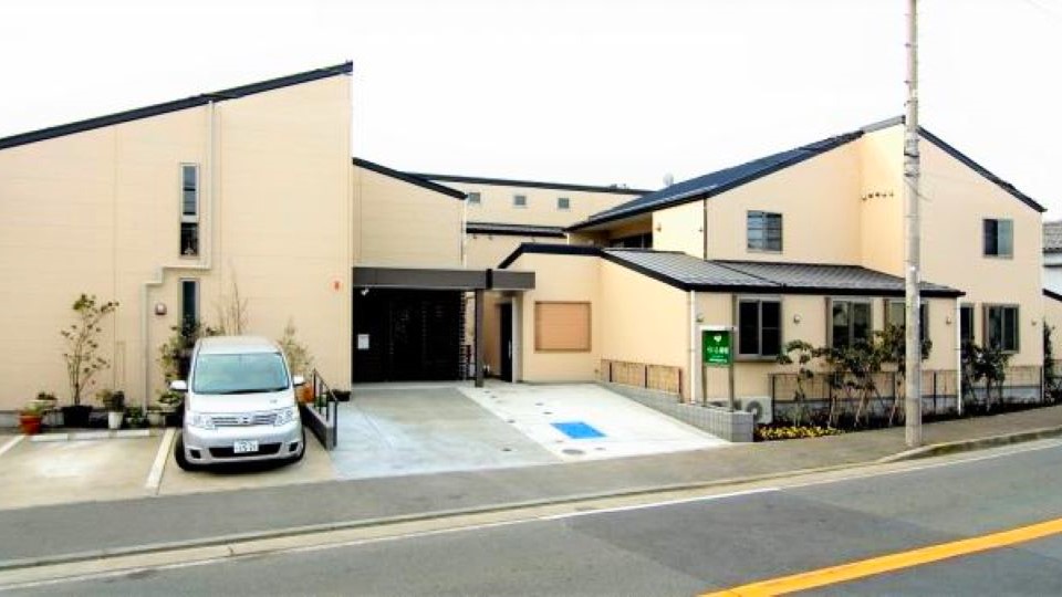 【藤沢本町駅】介護士さんを探しています@看護小規模多機能併設のグループホーム求人（正社員）
